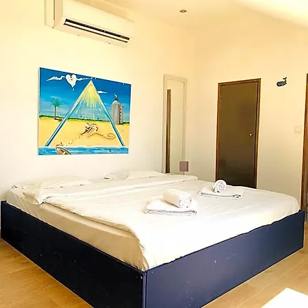 Bed and Breakfast Ra Paraiso 3*